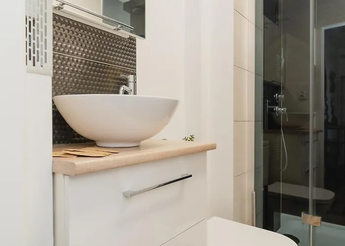 Totu Dlugie Ogrody Old Town *